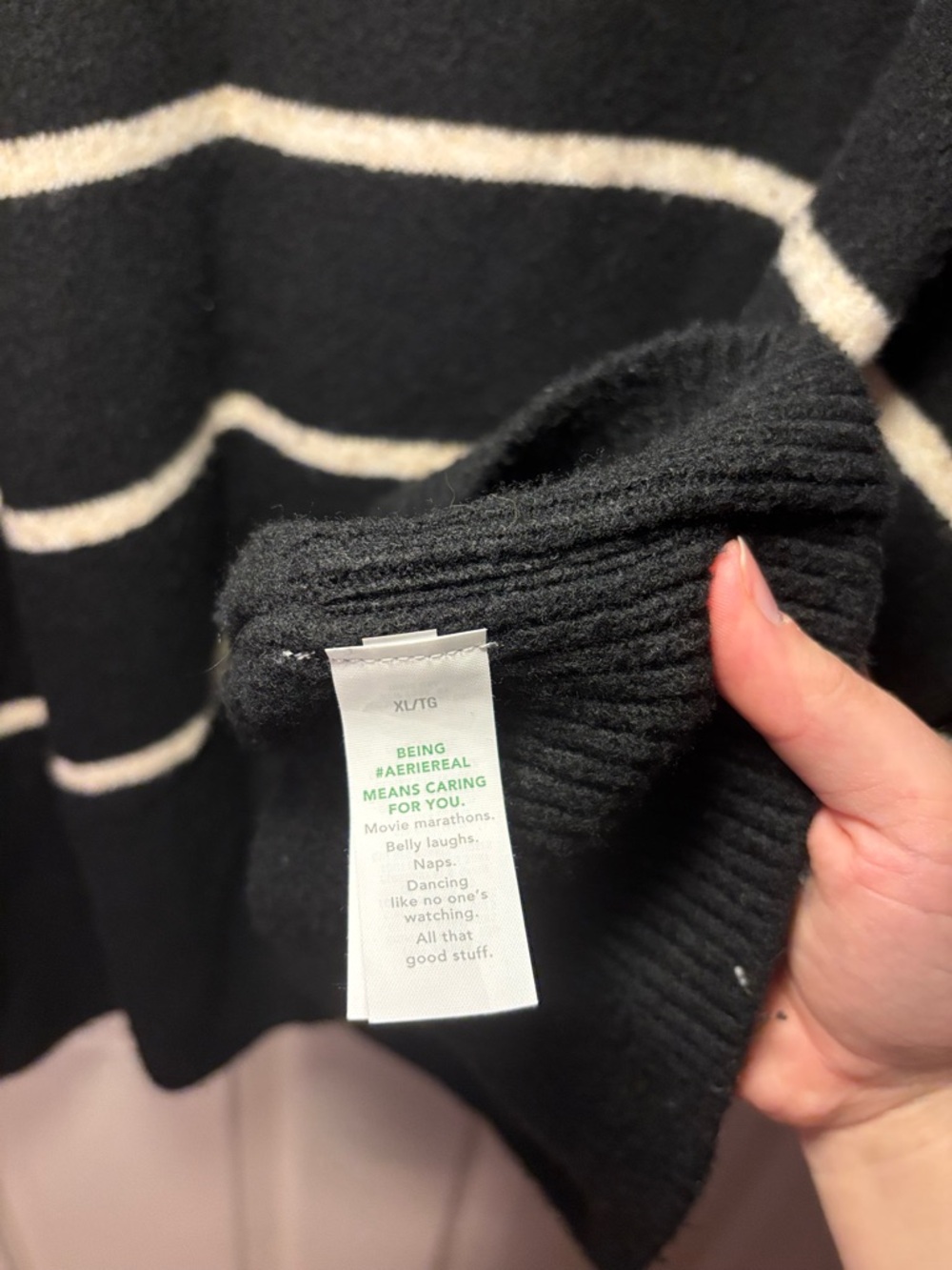 Aerie Oversized Sweater - Picture 4 of 7